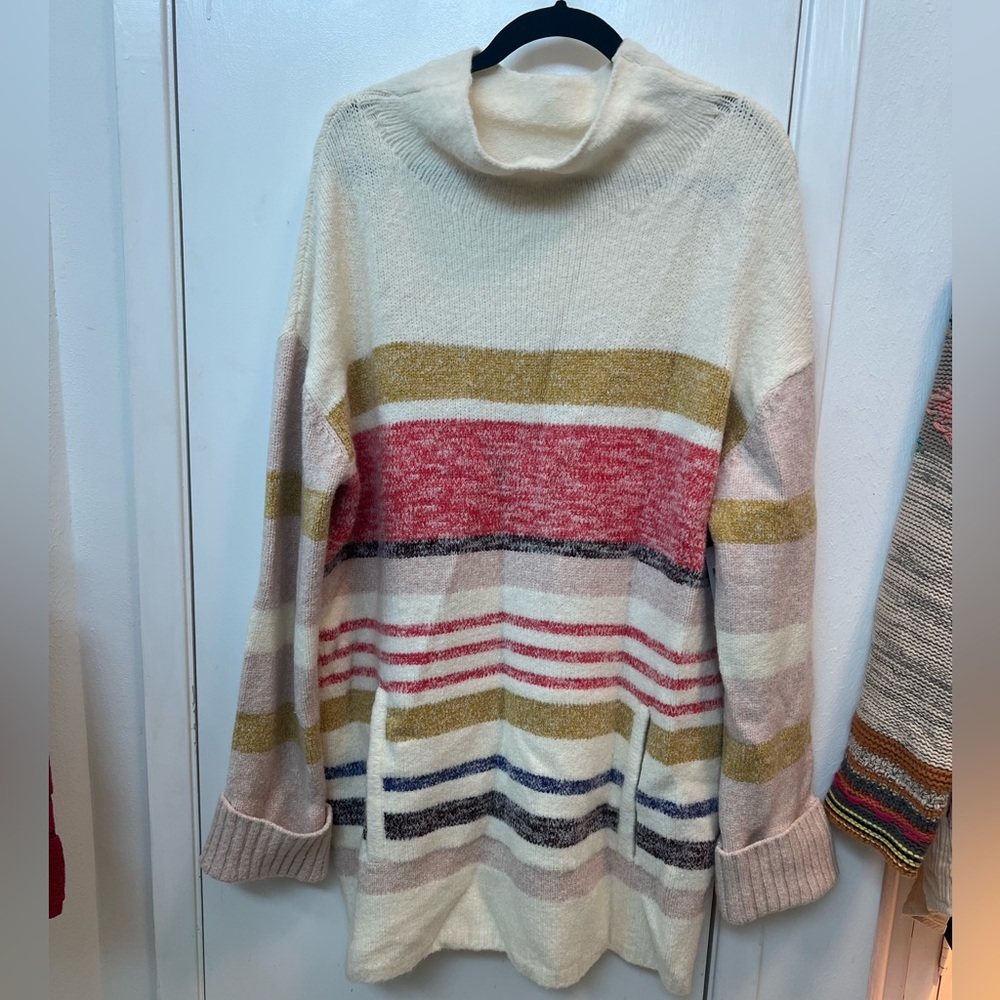 Anthropologie Elaina Tunic Sweater